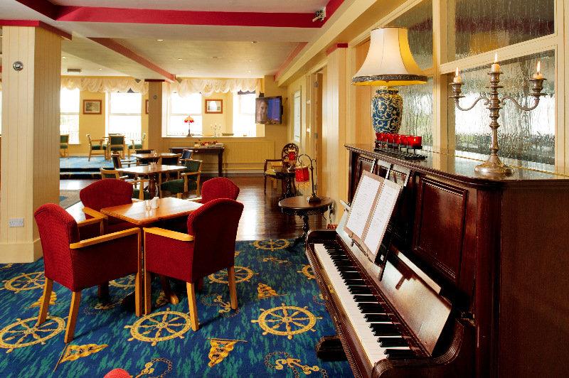 Logues Liscannor Hotel Exterior photo